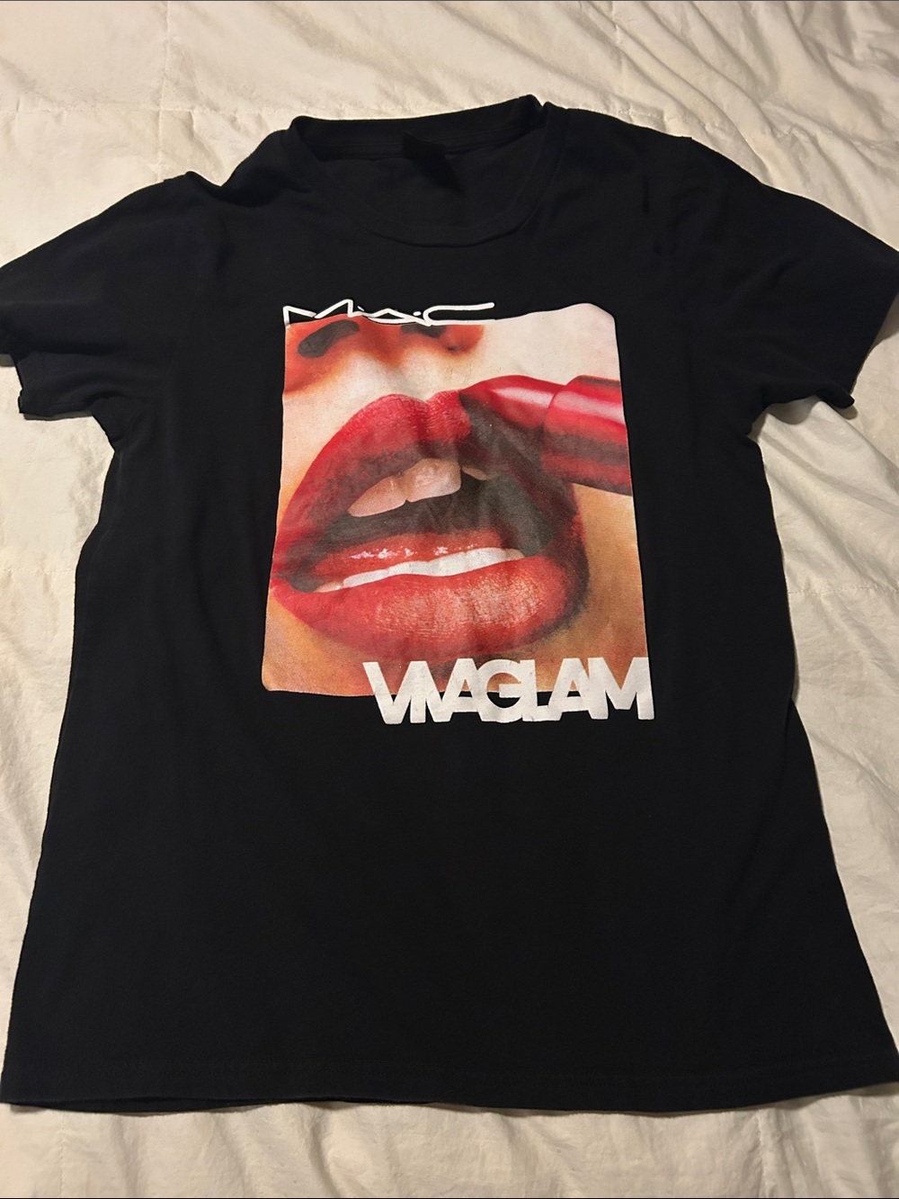 MAC Cosmetics VIVAGLAM T Shirt Medium, circa 2020